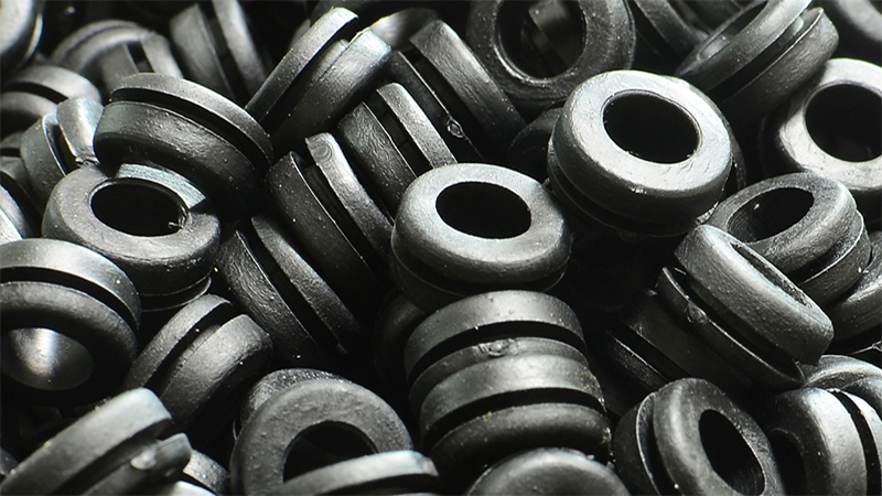 高溫試驗(yàn)箱在汽車(chē)行業(yè)的關(guān)鍵應(yīng)用